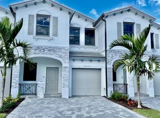 Pine Isle, Homestead, FL 33033