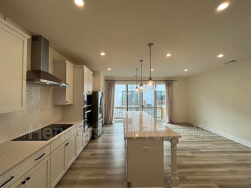 Building Photo - 2310 Magnolia Blossom Way