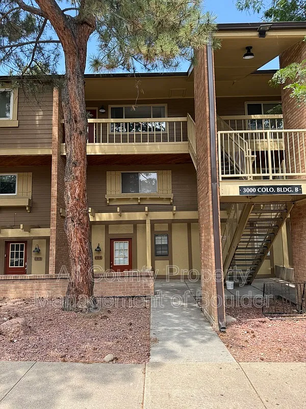 1 bed, 1.0 bath, 589 sqft, $1,495 — Photo 1