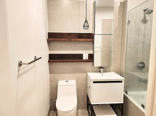 Rented by NYC REALTY GROUP 693 | media 34