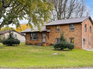 317 Burch Rd, Clarksville, TN 37042