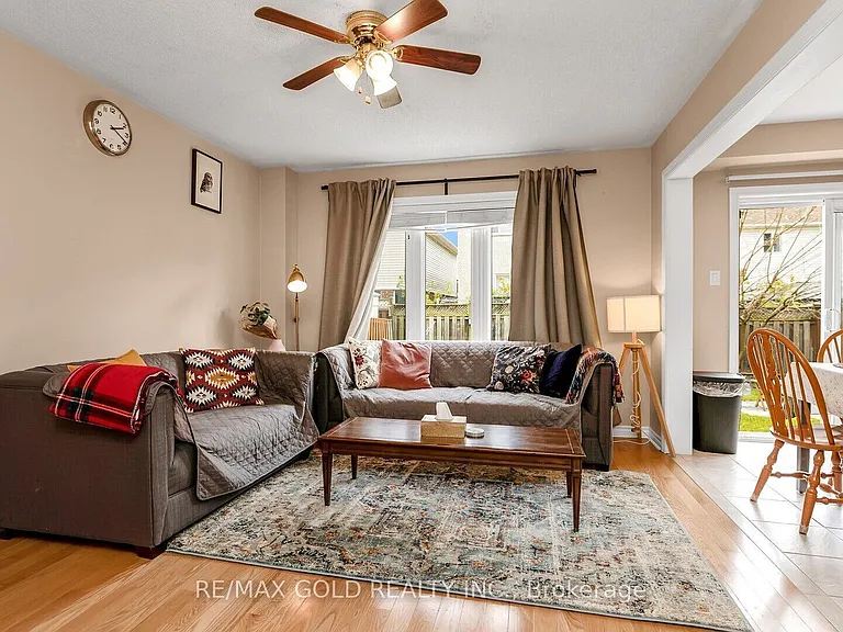 17 Echoridge Dr — Photo 10
