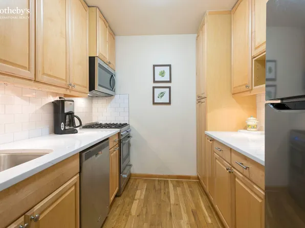 250 West 27th Street image 5 of 7