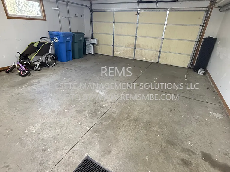 815 Island Ct #1 — Photo 5