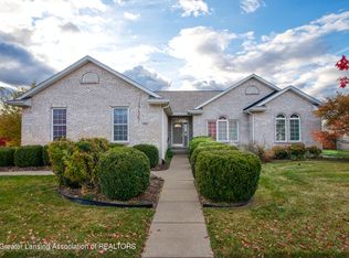 1793 Parakeet, Holt, MI 48842