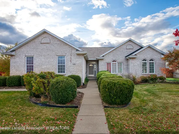 1793 Parakeet, Holt, MI 48842