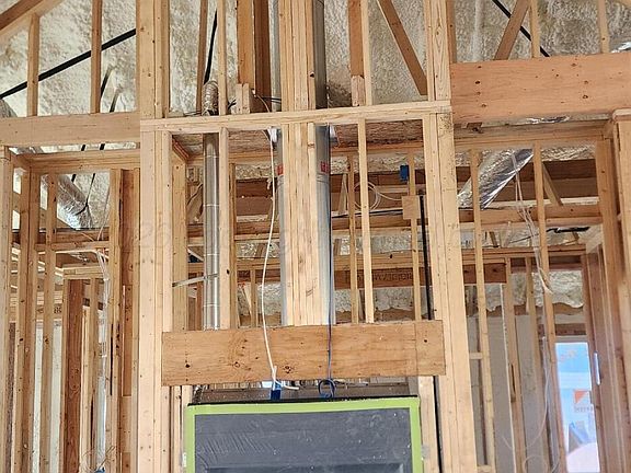 4th image of 1104 Herring Ranch Rd