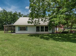 1055 Albert Calais Rd, Breaux Bridge, LA 70517