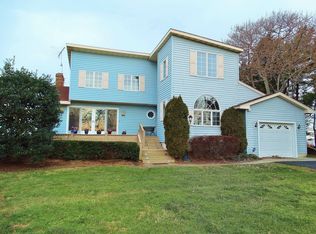 5066 Huntingfield Rd, Rock Hall, MD 21661