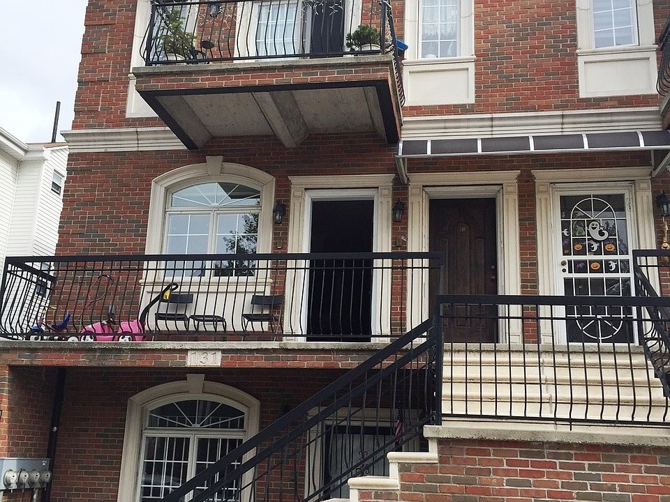 1st image of 131 Bay 32 St #2B