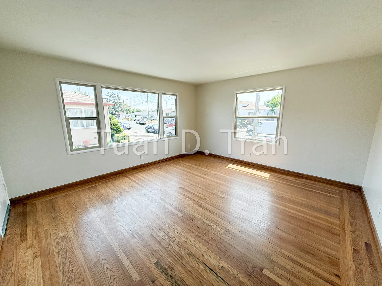2 bed, 750 sqft, $2,700 — Photo 3