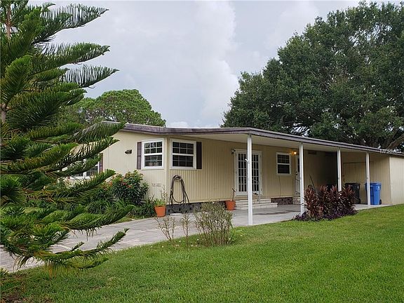 3rd image of 8924 Sheldon West Dr