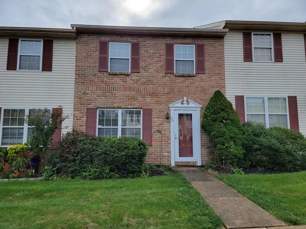 173 Greenland Dr, Lancaster, PA 17602