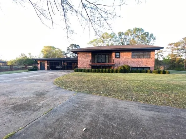 735 Auburn Rd, Notasulga, AL 36866