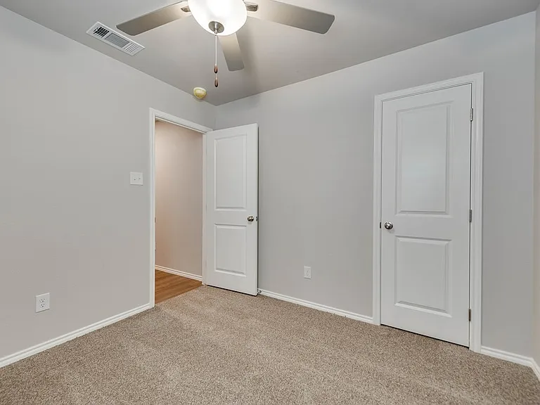8213 E County Road 111 — Photo 15