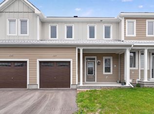 627 Alopex Row, Ottawa, ON K0A 2Z0