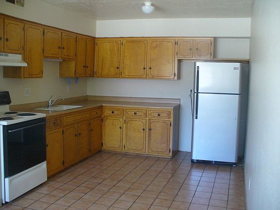 4th image of 2706 E Idaho Ave APT 1
