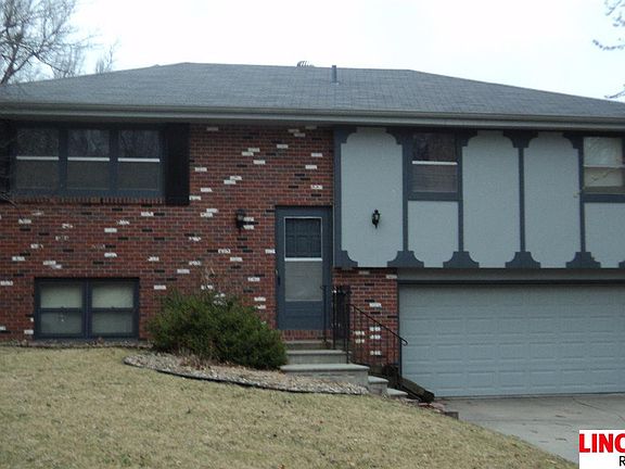 2nd image of 6811 Saylor Cir