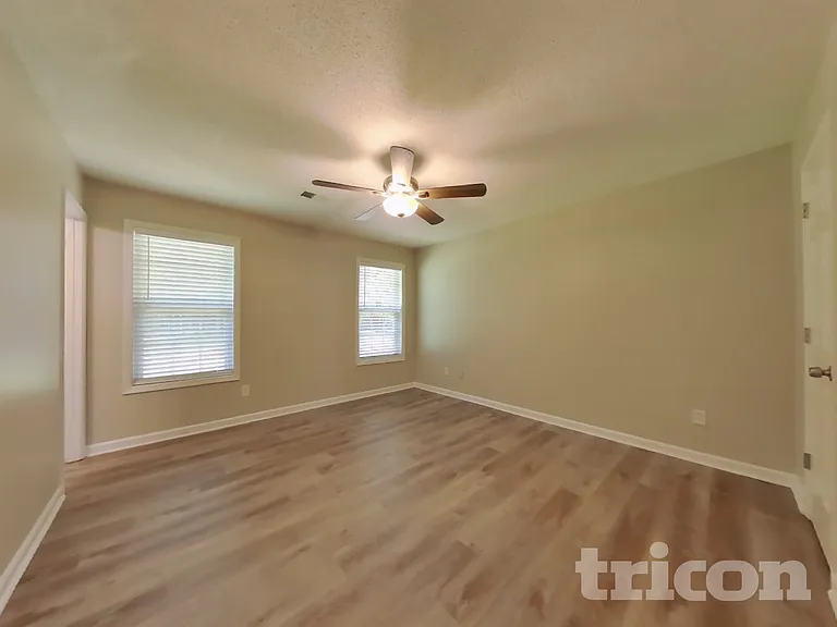 1173 Woodwind Dr — Photo 5