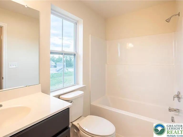 3740 Samantha Ln — Photo 13