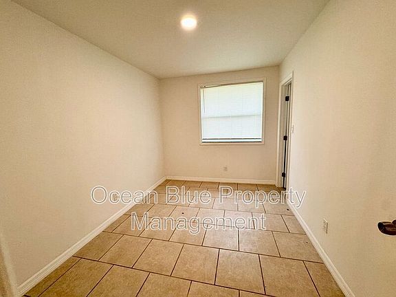 5th image of 1209 E 124th Ave APT K