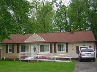 33949 Beach Park Ave, Eastlake, OH 44095
