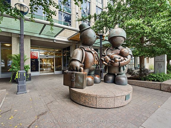 3rd image of 18 Yonge St #2011
