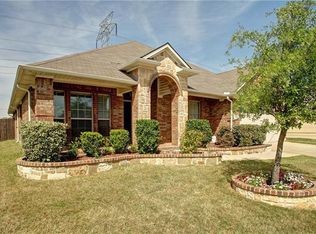 7808 Black Willow Ln, Arlington, TX 76002