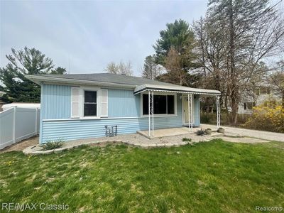3226 Dean Rd, Lambertville, MI, 48144