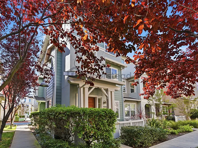 1205 Maritime Way — Photo 2