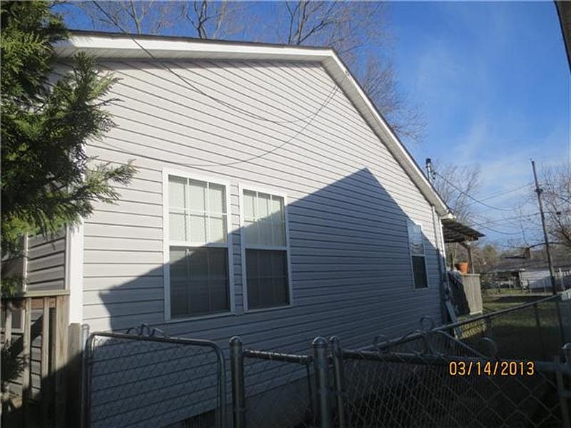 2nd image of 2030 Washington Pike