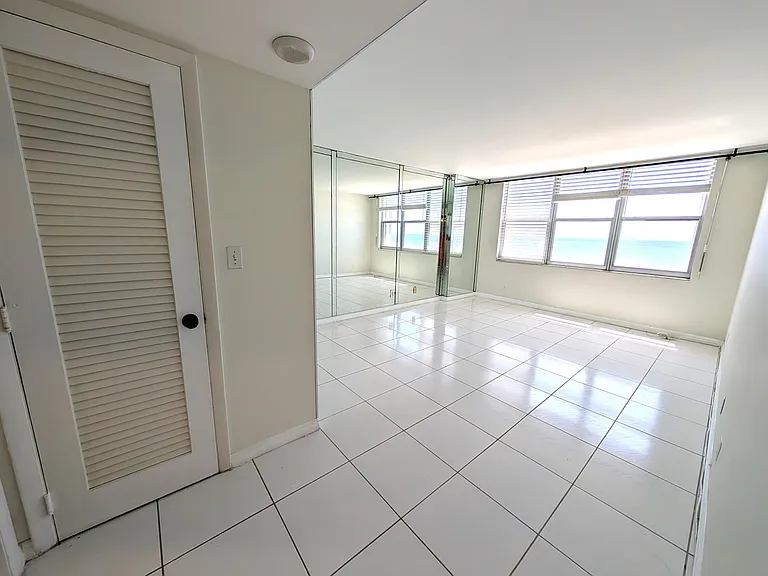 1012 N Ocean Blvd #602 — Photo 14