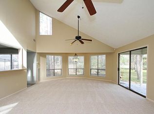 5 Berrypick Ln, Spring, TX 77380