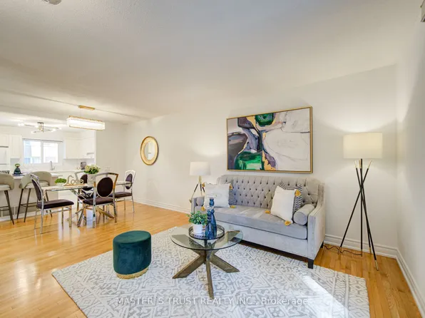 15 Brimwood Blvd #61, Toronto, ON M1V 1E1