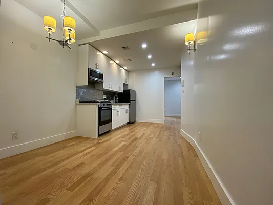 Rented by Nooklyn NYC LLC | media 3