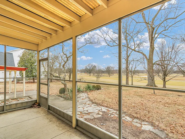 1803 Golfview Dr — Photo 6