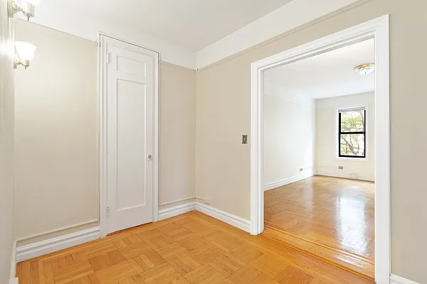 Sold by Compass | media 5