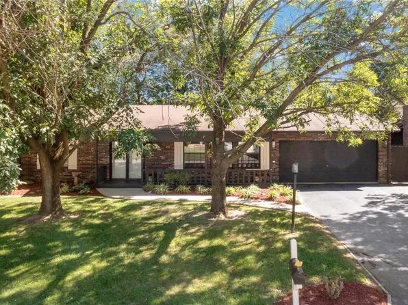 412 David Dr, Fairview Heights, IL 62208