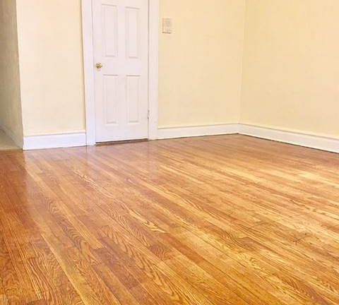 4th image of 115 Halsted St APT 304A