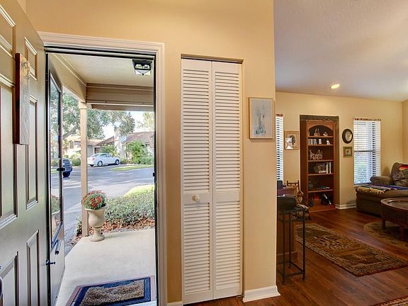 4th image of 6209 S Mirror Lake Dr