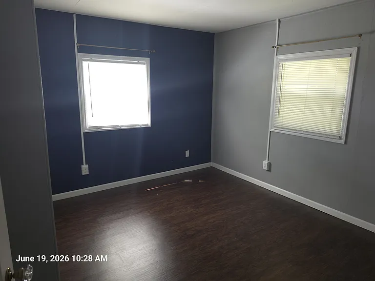 814 Josephine St — Photo 15