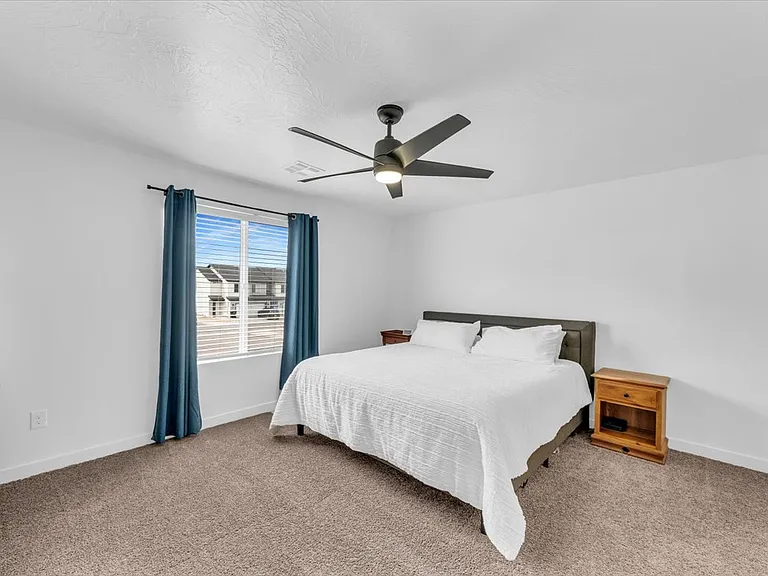 361 W 2050 N #58 — Photo 5