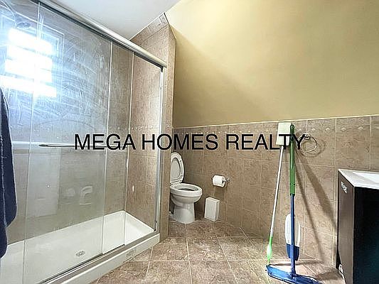 5th image of 25-62 37th St #3FF