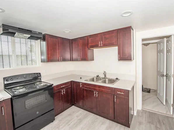 3802 Superba St, San Diego, CA 92113