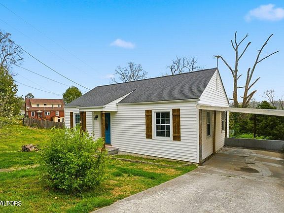 2nd image of 219 Pine St