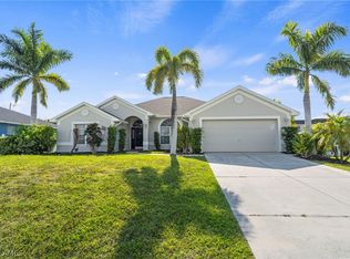3822 SW 15th Pl, Cape Coral, FL 33914