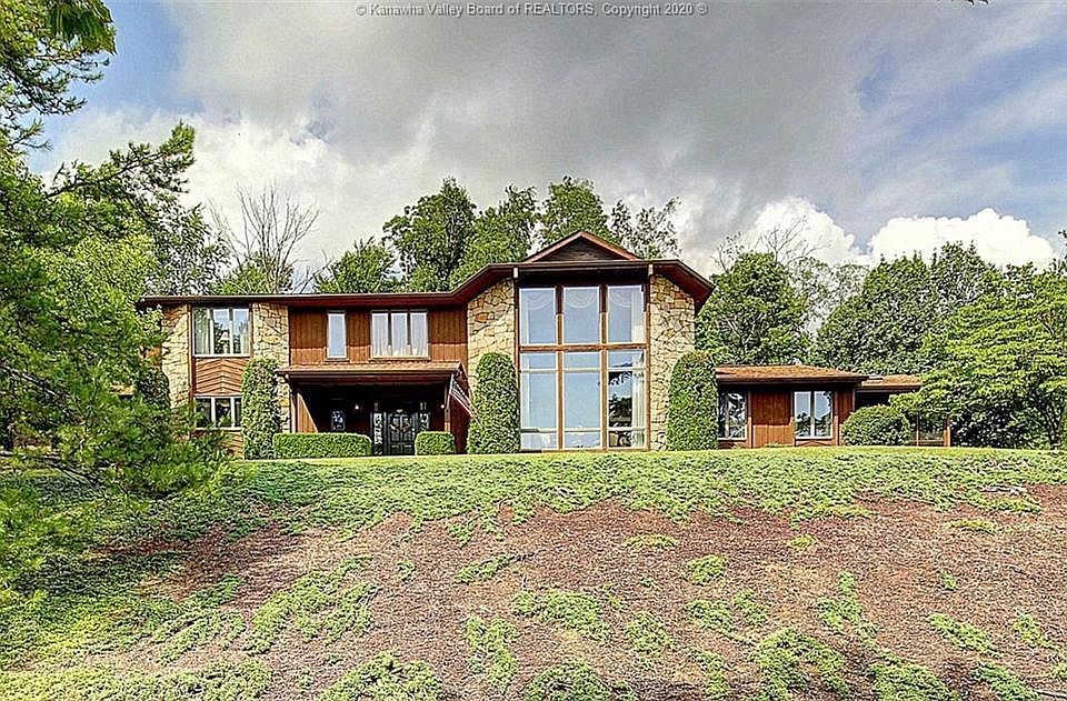1st image of 1 Wild Acre Dr