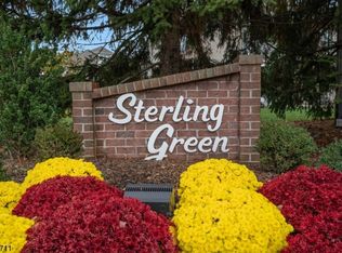 45 Schindler Way, Fairfield, NJ 07004