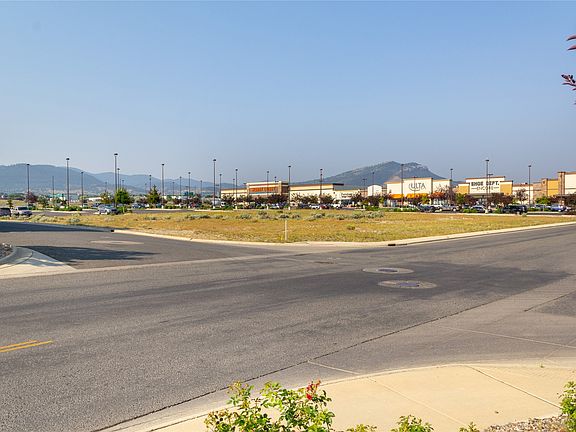 4th image of 2015 Cromwell Dixon Ln