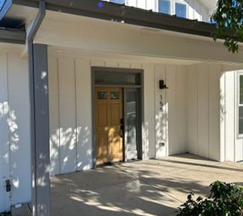 The Cottages and Studios at Beach Creek 158 N Mountain Ave Ashland OR